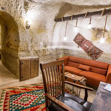 Kayadibi Cave ホテル